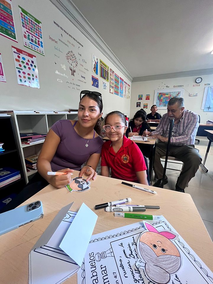 Grandparents and students of Newman Institute of the Oratory during the Grandparents Day celebration in Reynosa (56/57).